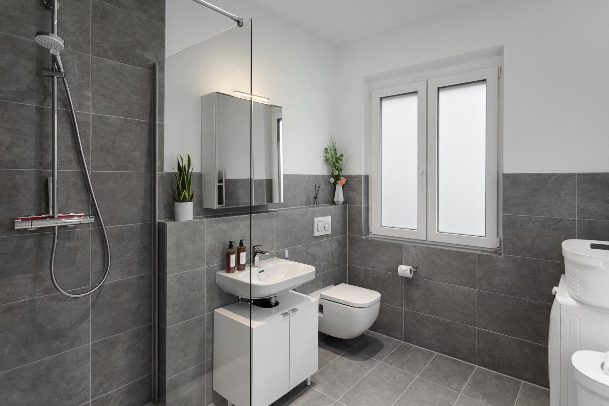 Rosenberg-Suites - Zentral, Stellplatz, Grosse Terasse, Business & Privat Хейльбронн Экстерьер фото